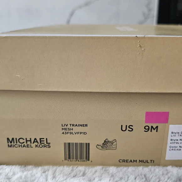 MICHAEL Michael Kors LIV TRAINER Sneakers in White, Green, and Orange - 9M - NIB - Picture 8 of 8
